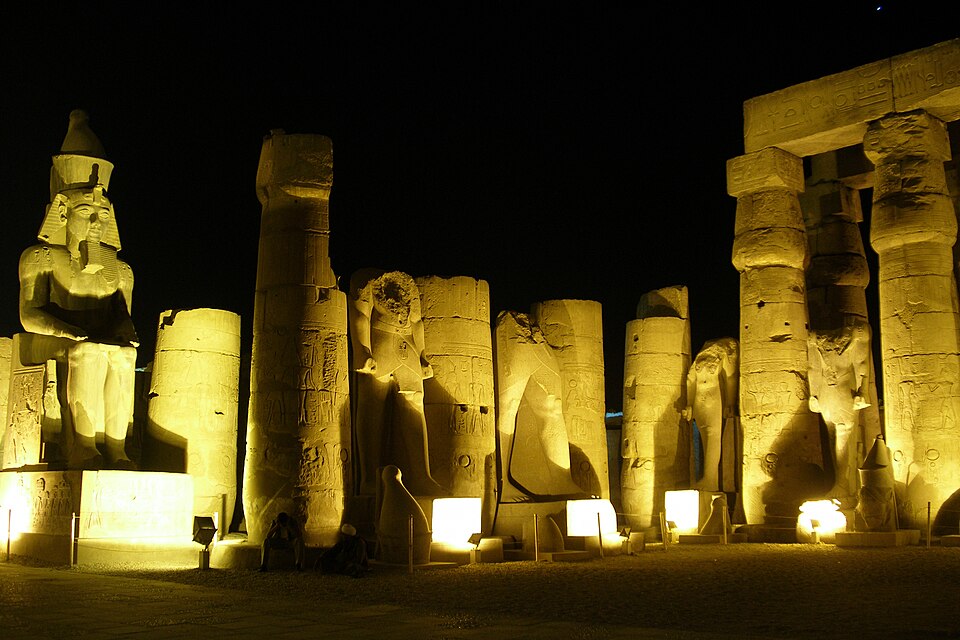 egipto lúxor eclipse 2027